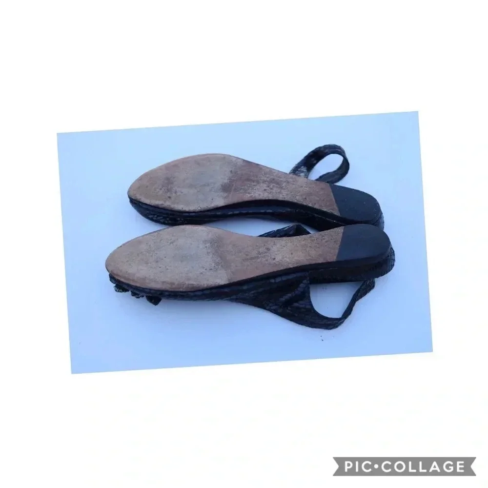 Vera Wang Lavender label sling back shoes